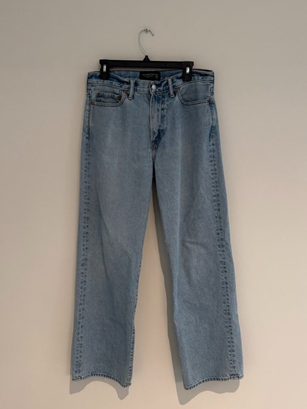 Abercrombie & Fitch Baggy Blue Jeans 30x34 Like New